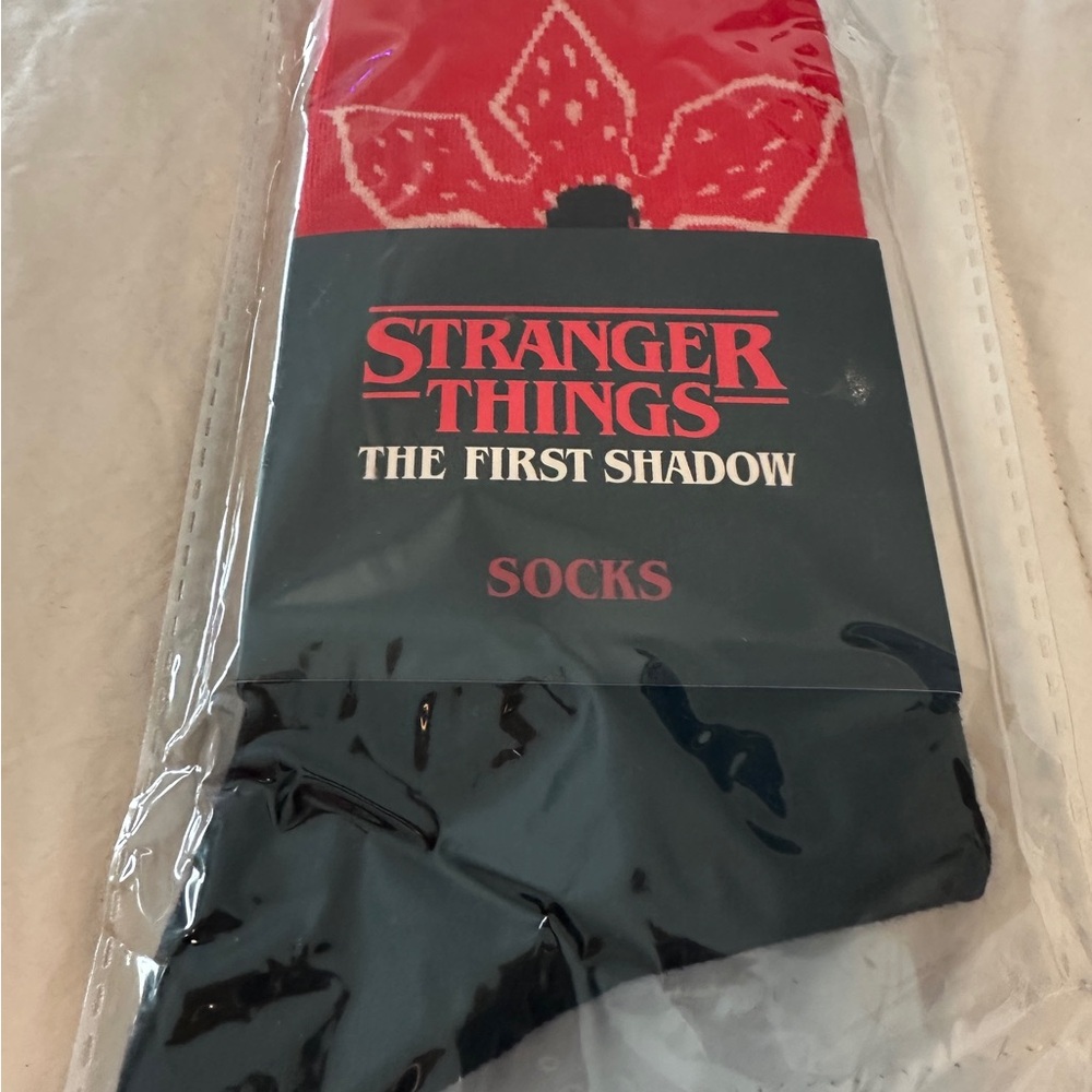 Black New York Cap & Sock- Stranger Things “The 1st Shadow”- Broadway in NYC - Picture 2 of 6